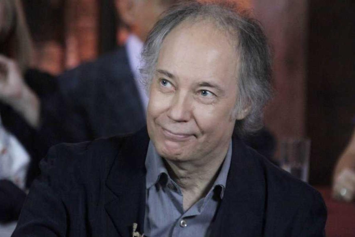 Актер Владимир Конкин сделал предложение любимой женщине Актер Владимир Конкин сделал предложение любимой женщине