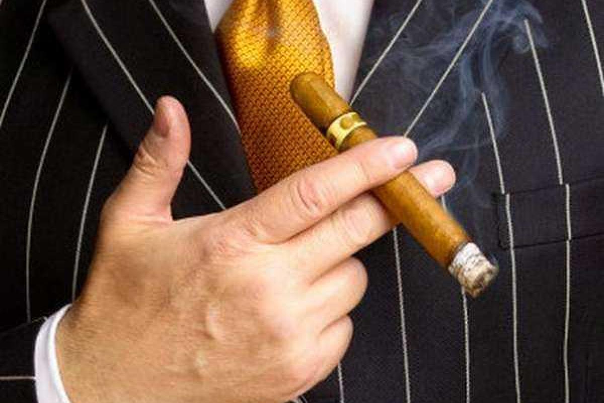 Откажется ли Ахметов от бифштекса? - Евгений Якунов