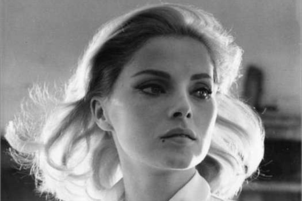 Ушла из жизни итальянская актриса Вирна Лизи Ушла из жизни итальянская актриса Вирна Лизи