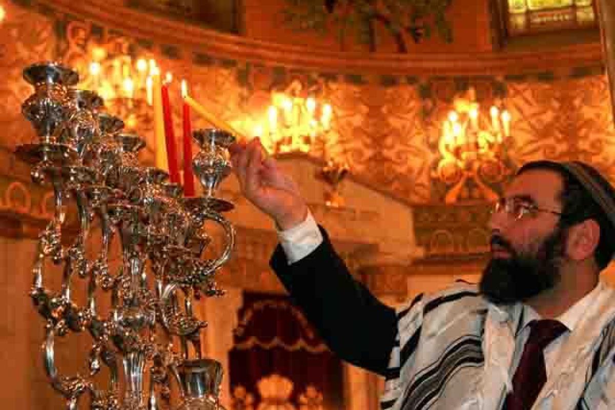 ДонОГА: Поздравляем иудеев Донетчины с национальным праздником - Ханукой ДонОГА: Поздравляем иудеев Донетчины с национальным праздником - Ханукой