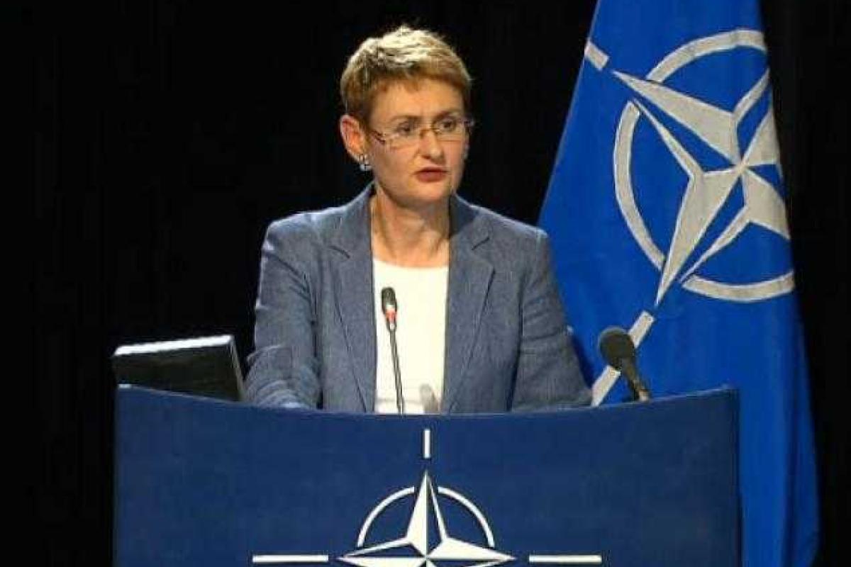 НАТО: российская пропаганда пытается запутать и разъединить людей НАТО: российская пропаганда пытается запутать и разъединить людей