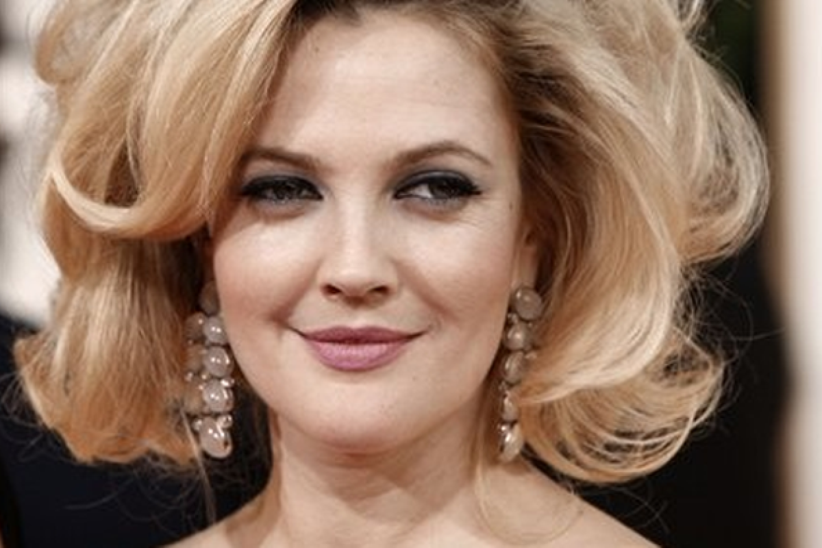 Дрю Бэрримор не заморачивается по поводу своей фигуры Дрю Бэрримор не заморачивается по поводу своей фигуры