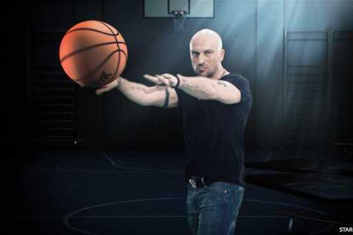 Опрос: Актером года россияне считают Дмитрия Нагиева Опрос: Актером года россияне считают Дмитрия Нагиева