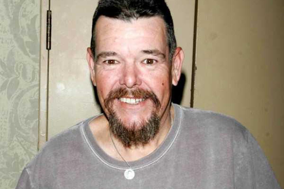 Умер актер, сыгравший мальчика в телесериале "Семейка Аддамс" Умер актер, сыгравший мальчика в телесериале "Семейка Аддамс"