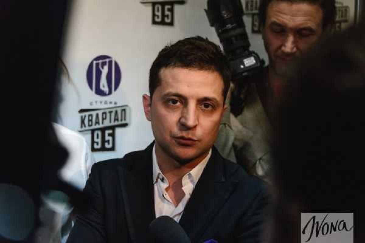 Премьера фильма "8 новых свиданий" в Москве пройдет без Зеленского Премьера фильма "8 новых свиданий" в Москве пройдет без Зеленского