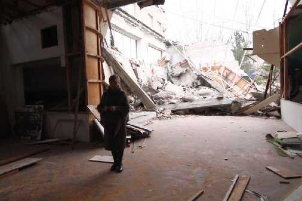 Донецкий краеведческий музей после обстрелов Донецкий краеведческий музей после обстрелов