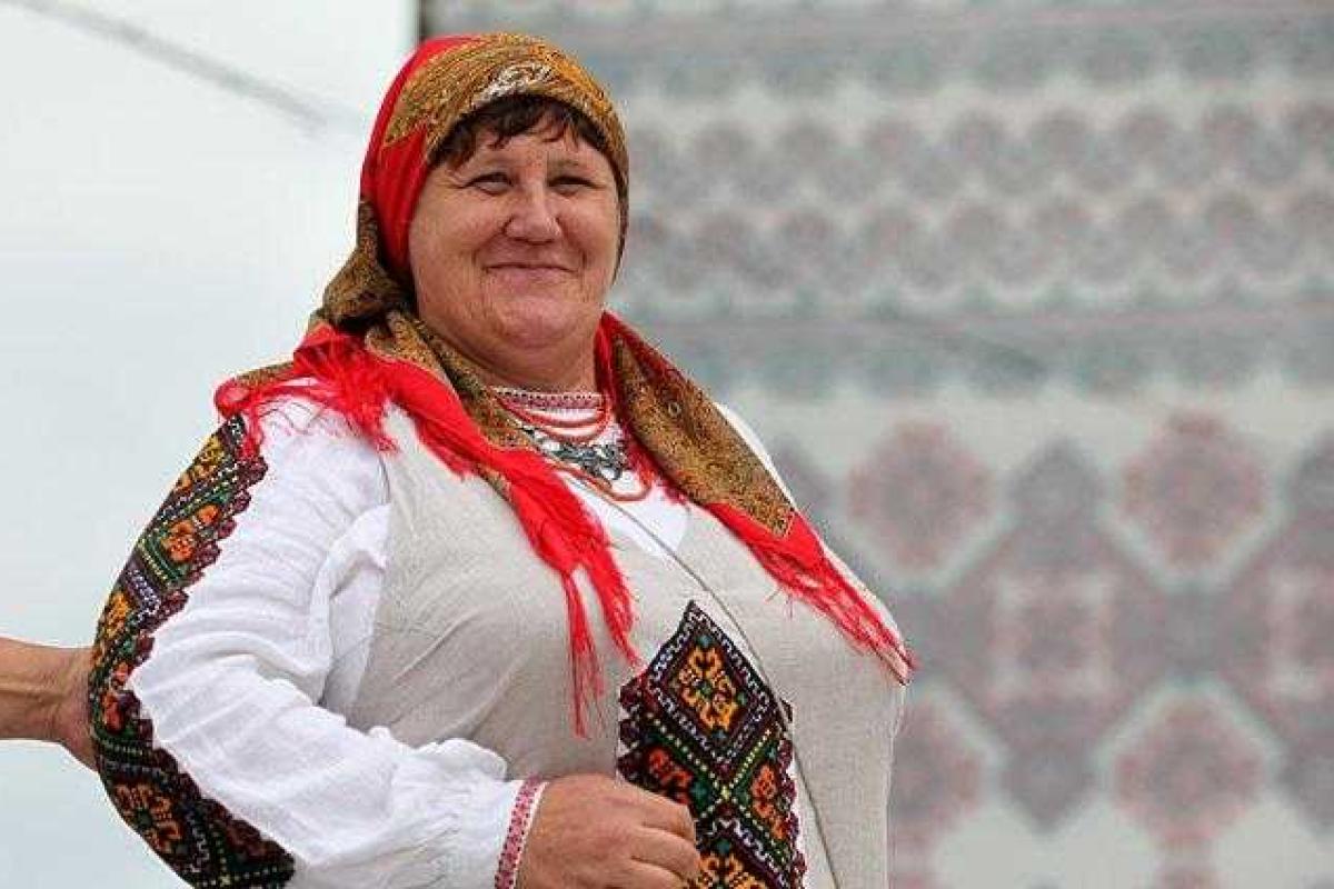 Исследование: 62% украинцев надевает вышиванку лишь несколько раз в год