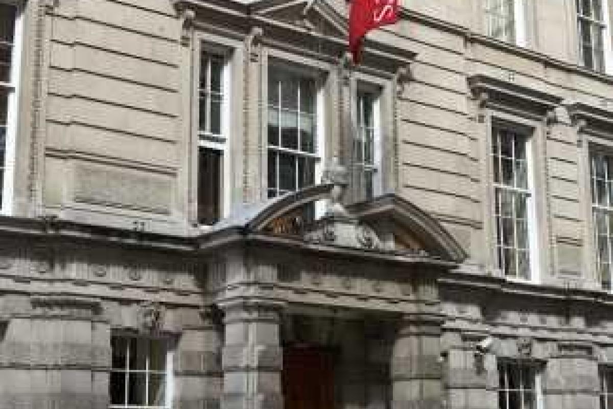 Грабители обчистили аукционный дом Christie's Грабители обчистили аукционный дом Christie's