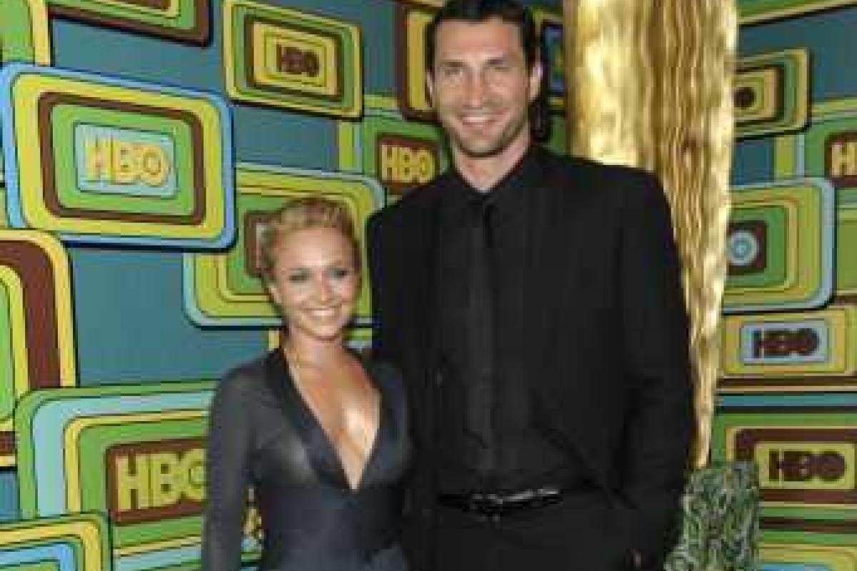 Хайден Панеттьери все еще не одарила мэра Киева племянником Хайден Панеттьери все еще не одарила мэра Киева племянником