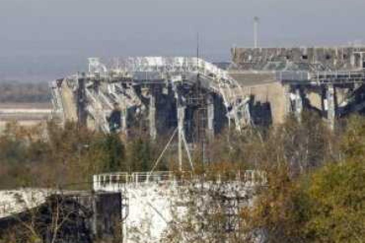 "Моторола" поговорил по душам с "киборгами" "Моторола" поговорил по душам с "киборгами"