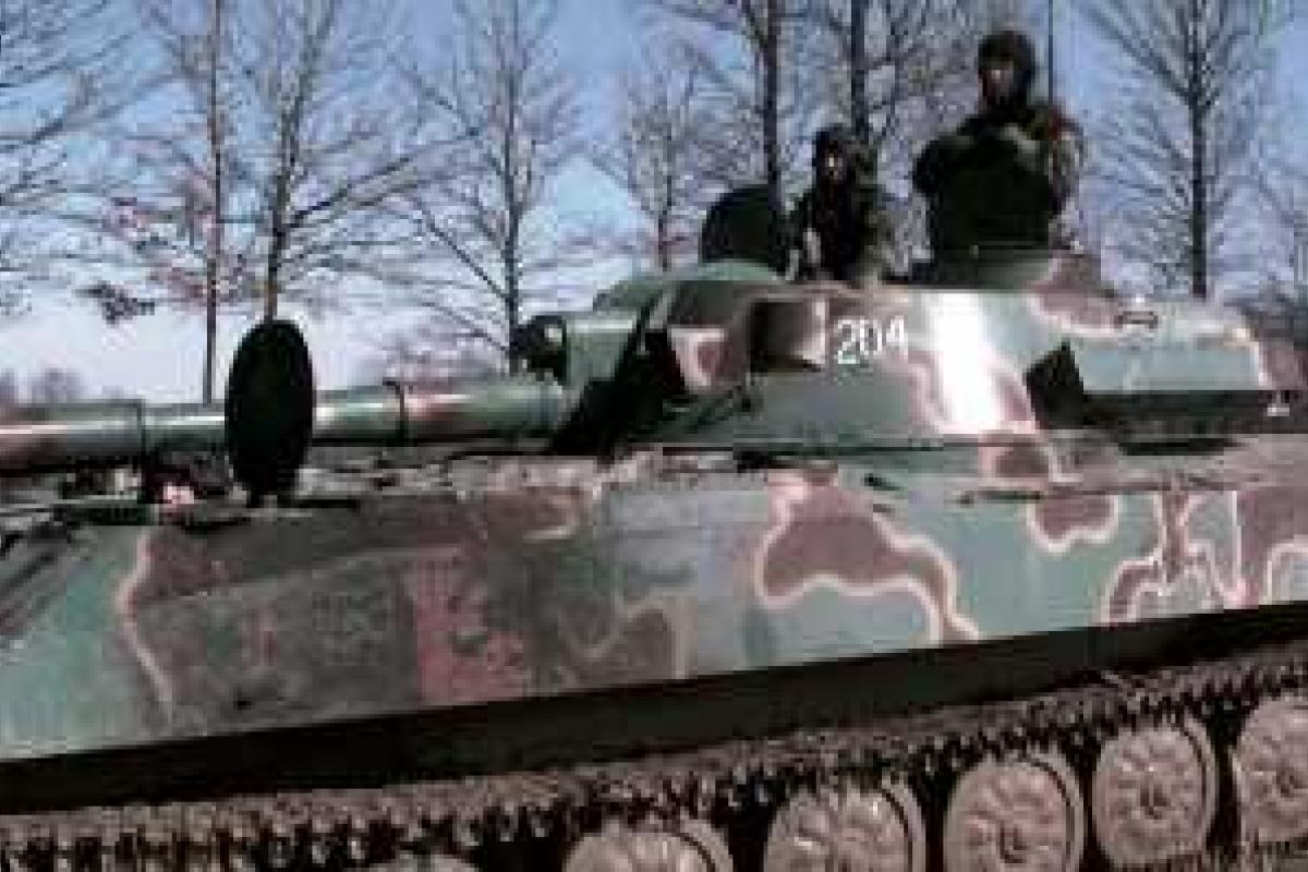 В Луганске замечены российские "Гвоздики" В Луганске замечены российские "Гвоздики"