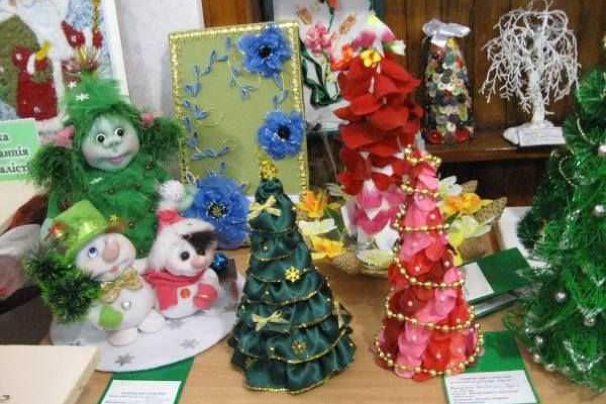 Конкурс в рамках Всеукраинской акции "Сохрани елку" проходит на Донетчине Конкурс в рамках Всеукраинской акции "Сохрани елку" проходит на Донетчине