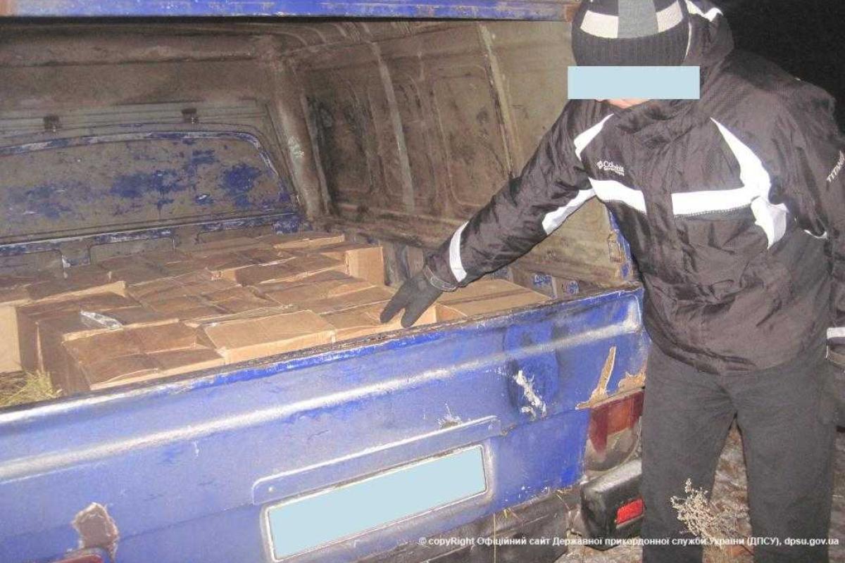 На Сумщине пограничники задержали очередную партию спирта На Сумщине пограничники задержали очередную партию спирта