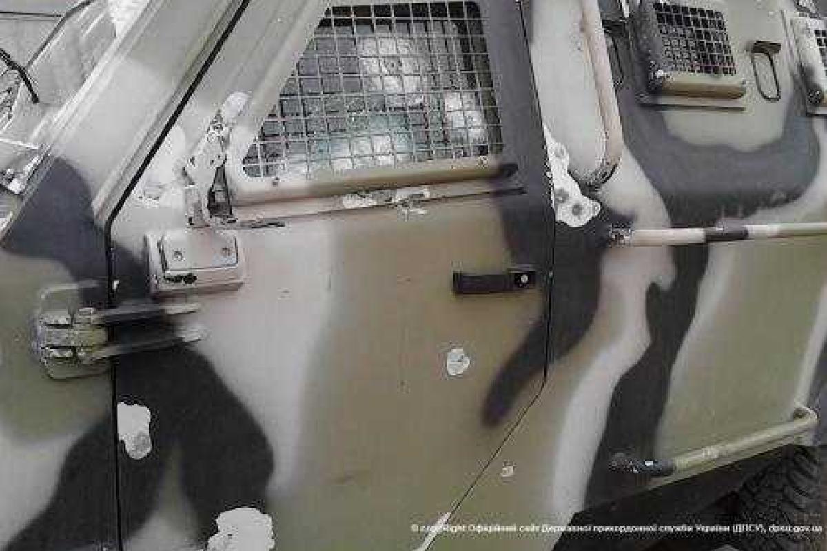 Бронемашины "Кугуар" спасают жизни пограничников