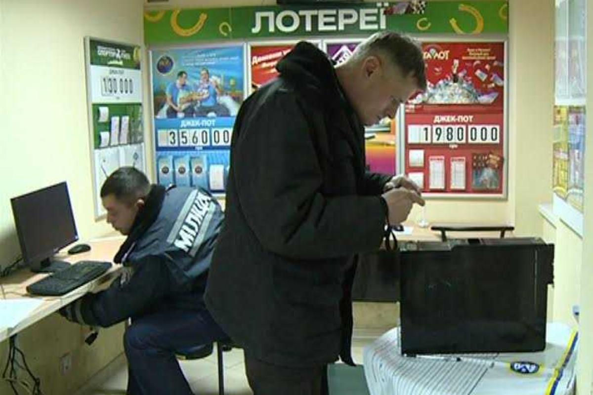 На Житомирщине за сутки "накрыли" 6 букмекерских контор На Житомирщине за сутки "накрыли" 6 букмекерских контор