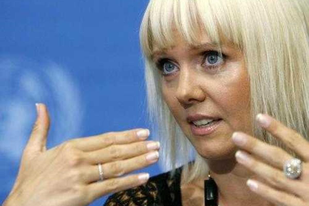 Валерия обиделась на украинские СМИ Валерия обиделась на украинские СМИ