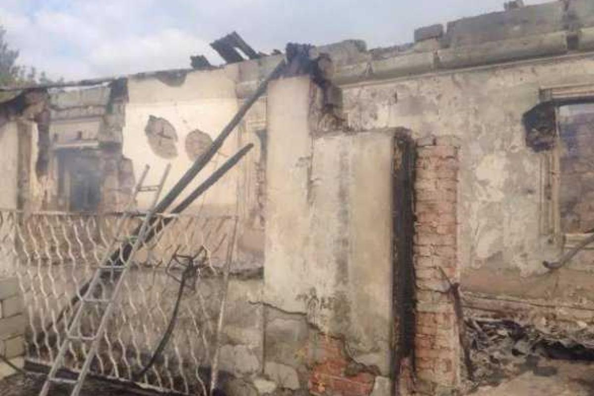 Боевики заставляют жителей Попасной покидать город Боевики заставляют жителей Попасной покидать город