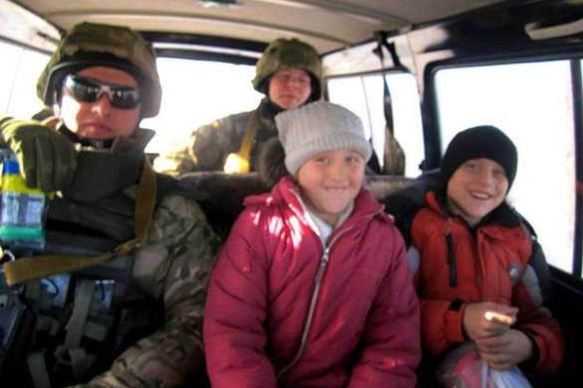 На Харьковщину перевезли детей из лисичанского центра социально-психологической реабилитации На Харьковщину перевезли детей из лисичанского центра социально-психологической реабилитации
