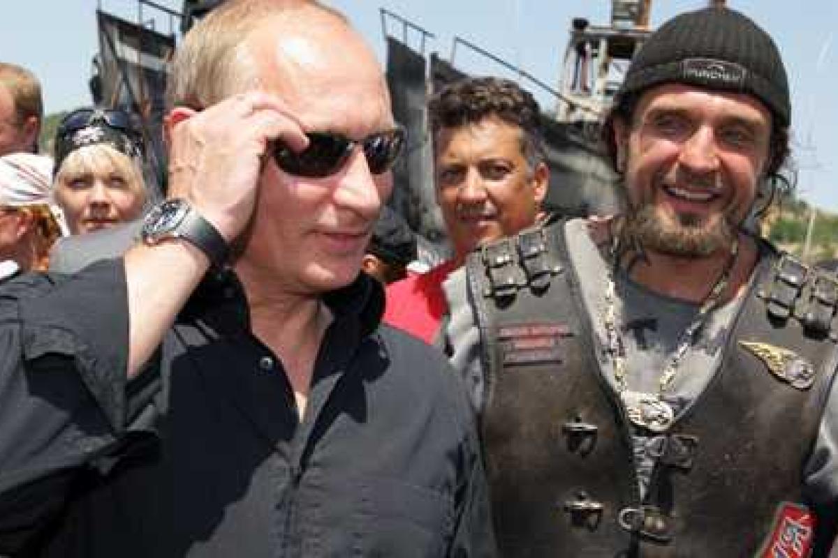 В России появилась инициативная группа по созданию общественного движения "Антимайдан" В России появилась инициативная группа по созданию общественного движения "Антимайдан"