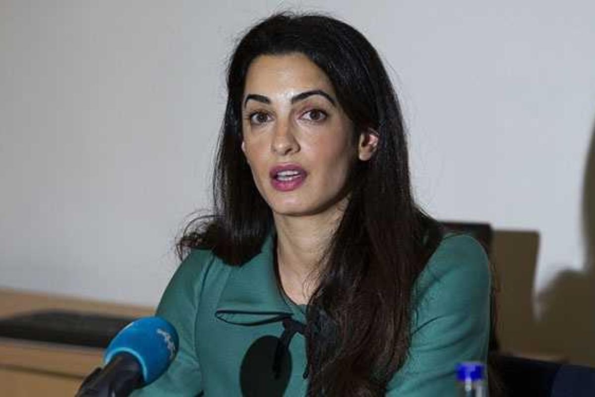 Амаль Клуни рискует, жестко критикуя власти Египта Амаль Клуни рискует, жестко критикуя власти Египта