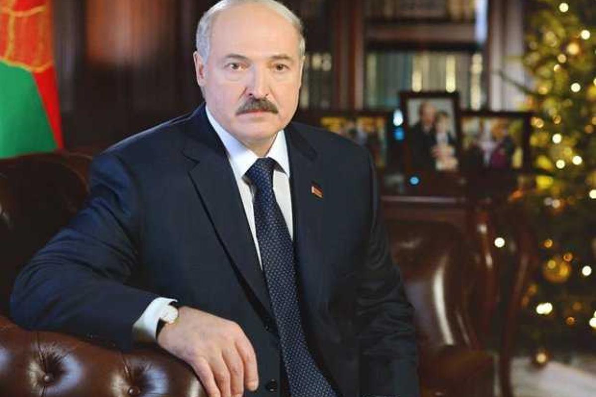 Уходящий год внезапно и трагически доказал нам истинную ценность мира - Лукашенко Уходящий год внезапно и трагически доказал нам истинную ценность мира - Лукашенко