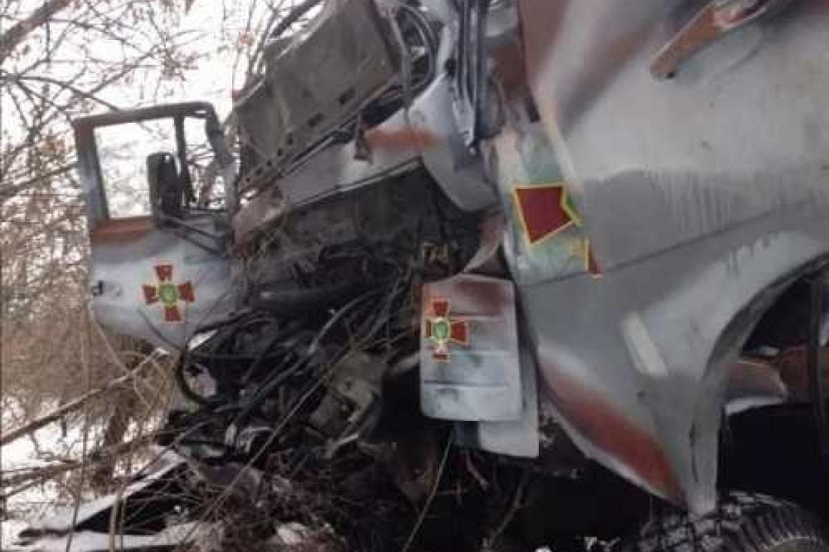В Харьковском госпитале пострадавший в ДТП нацгвардеец впал в кому В Харьковском госпитале пострадавший в ДТП нацгвардеец впал в кому