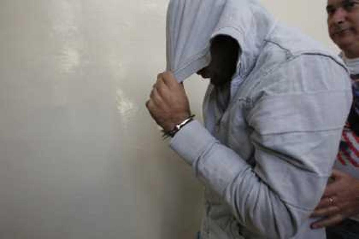 В американском штате хотят на законодательном уровне запретить носить толстовки В американском штате хотят на законодательном уровне запретить носить толстовки