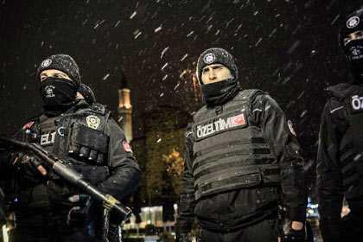 В Стамбуле задержаны подозреваемые в причастности к теракту