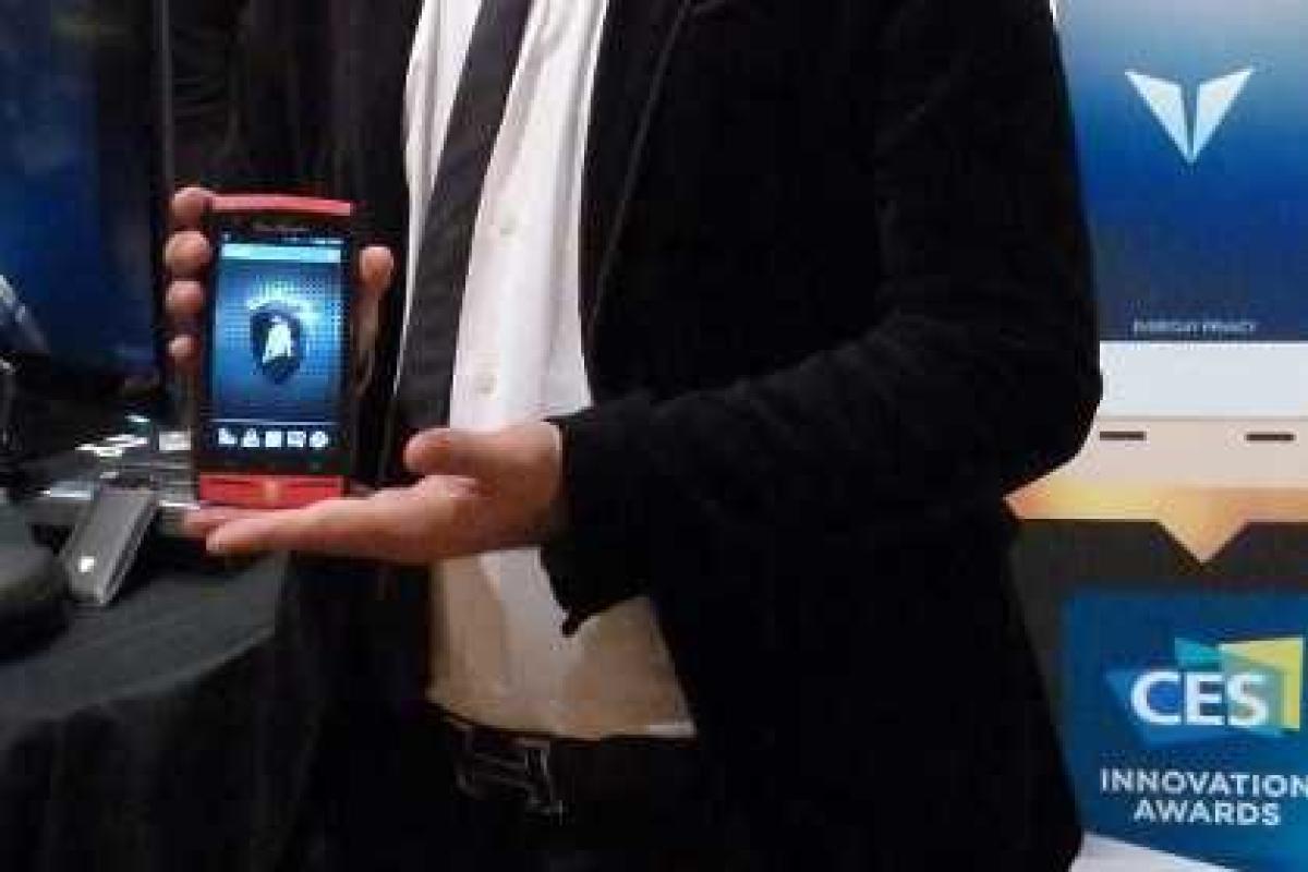 Представлен люксовый смартфон за 6 тысяч долларов Представлен люксовый смартфон за 6 тысяч долларов