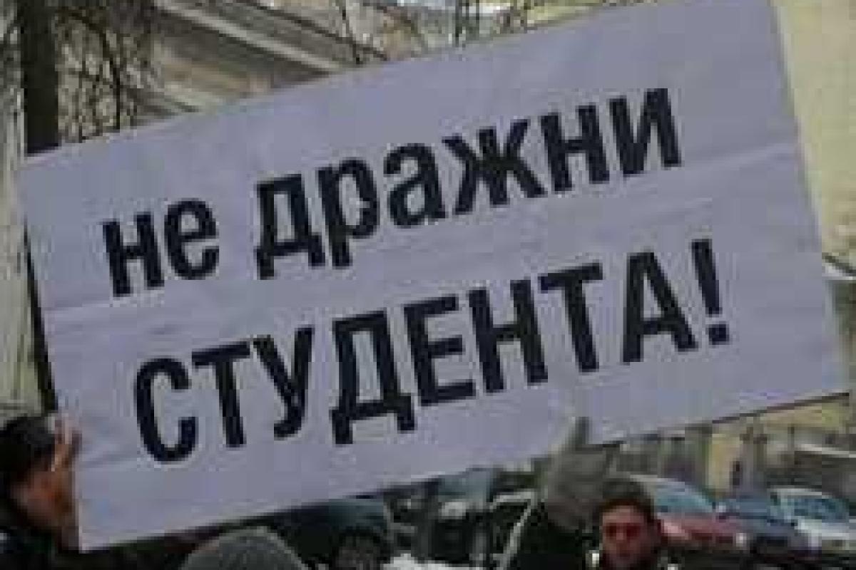 Томенко: "гениальная" идея о выплате стипендий только бедным, может создать хаос внутри студенчества