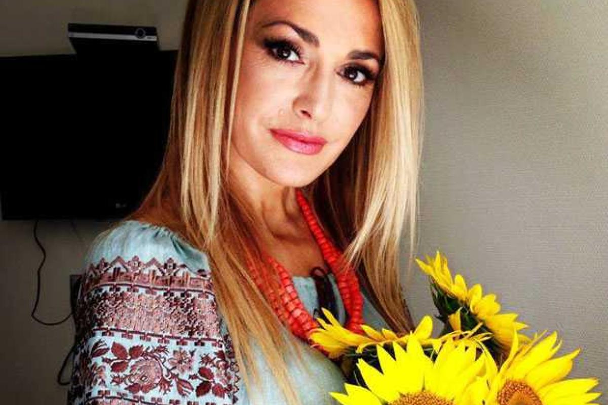 "Предательницей" назвали Ольгу Сумскую поклонники "Предательницей" назвали Ольгу Сумскую поклонники