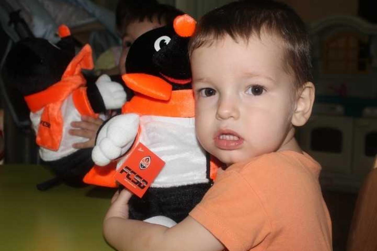 Харьковский детский дом приютил деток из Артемовска Харьковский детский дом приютил деток из Артемовска