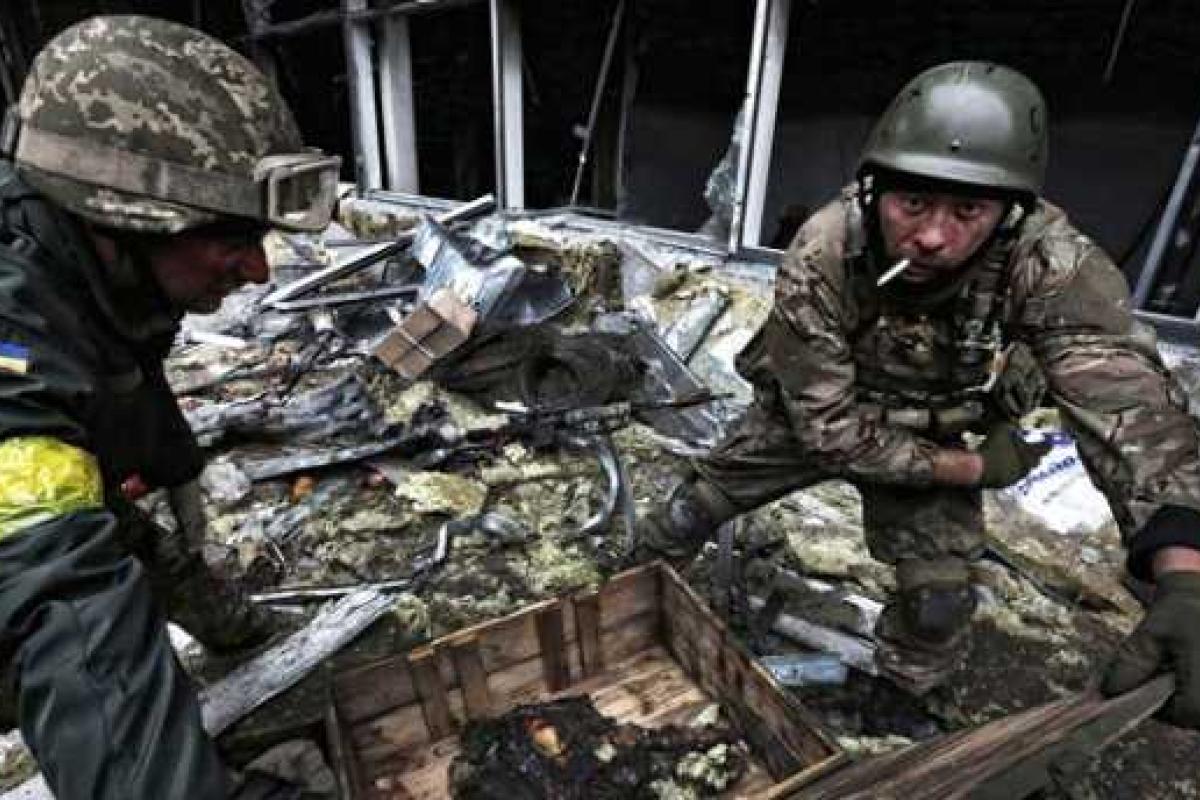 Боевики атаковали 14-й украинский блокпост  Боевики атаковали 14-й украинский блокпост
