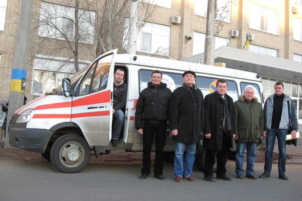 Представители ЮЖД привезли в Северодонецк очередную партию гуманитарки Представители ЮЖД привезли в Северодонецк очередную партию гуманитарки