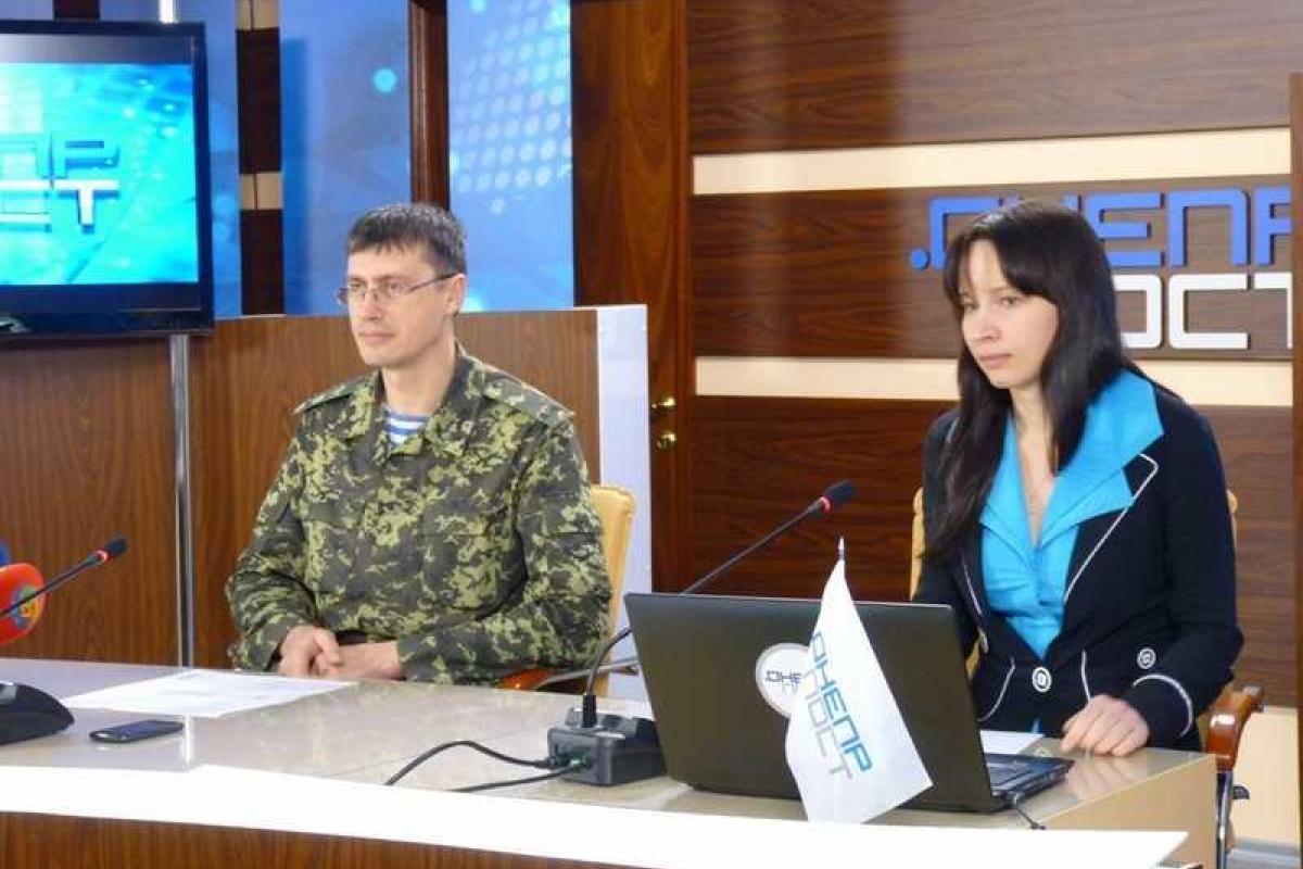 На Днепропетровщине в военкоматы пришло значительное количество добровольцев На Днепропетровщине в военкоматы пришло значительное количество добровольцев