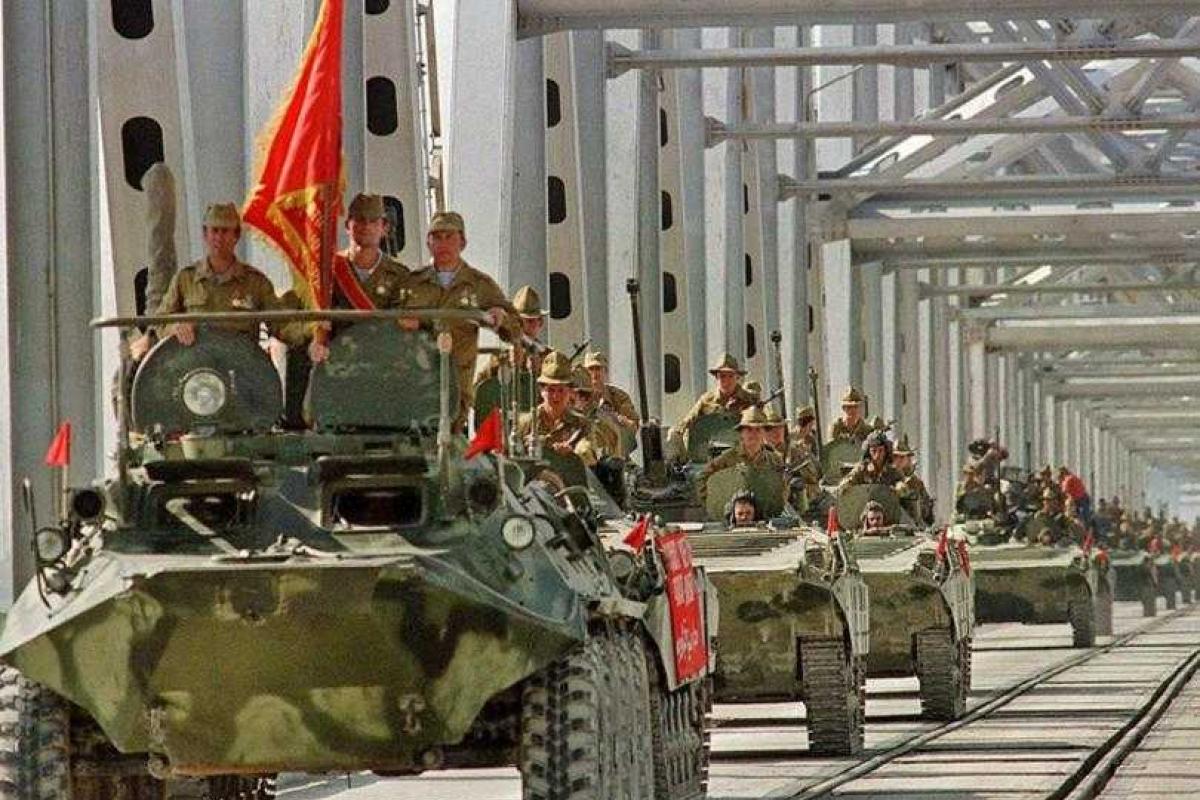 В Киеве проходят мероприятия по случаю 26-й годовщины вывода советских войск из Республики Афганистан В Киеве проходят мероприятия по случаю 26-й годовщины вывода советских войск из Республики Афганистан
