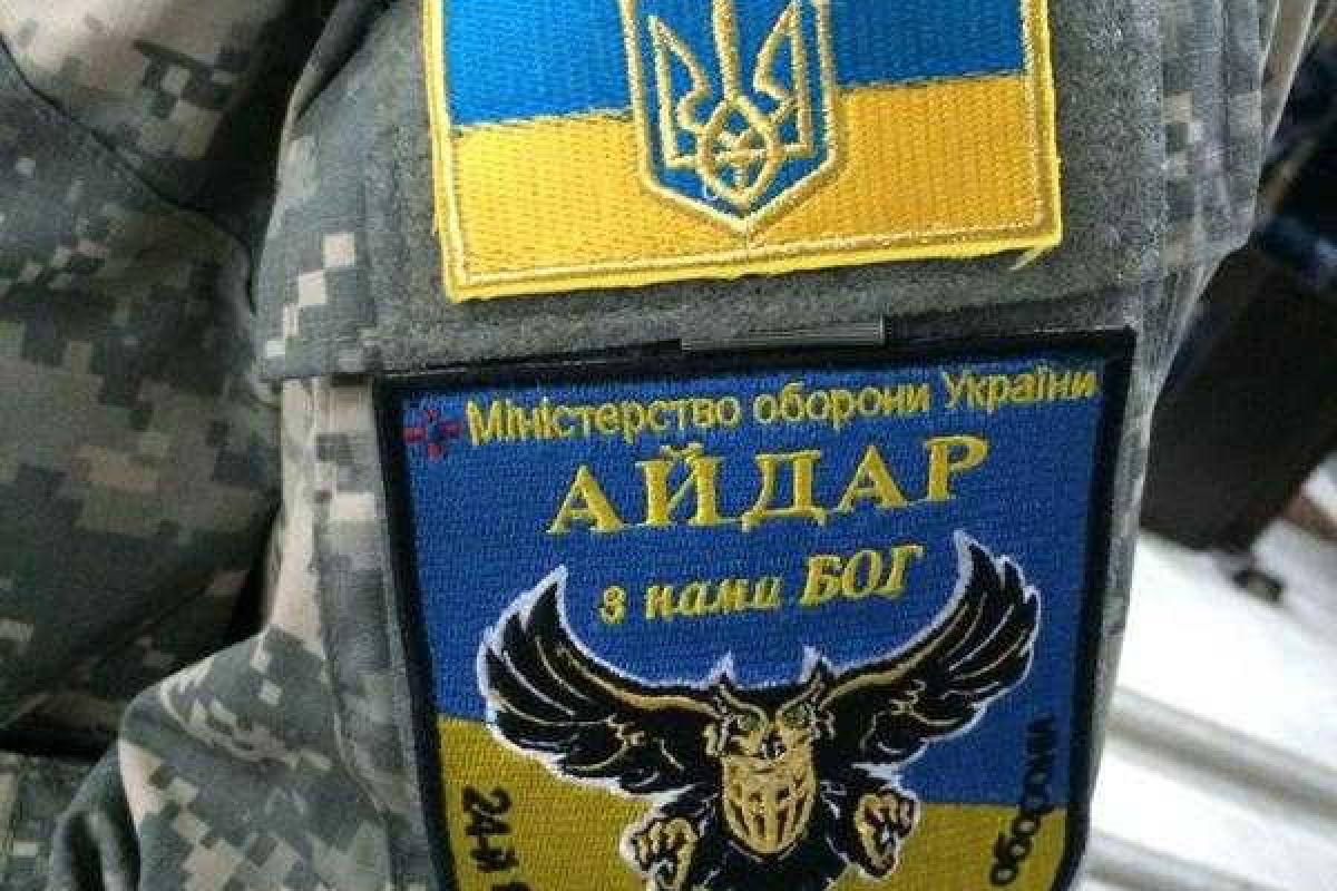 Бойцы батальона "Айдар" продолжают воевать в зоне АТО и не поддерживают акцию протеста в Киеве Бойцы батальона "Айдар" продолжают воевать в зоне АТО и не поддерживают акцию протеста в Киеве