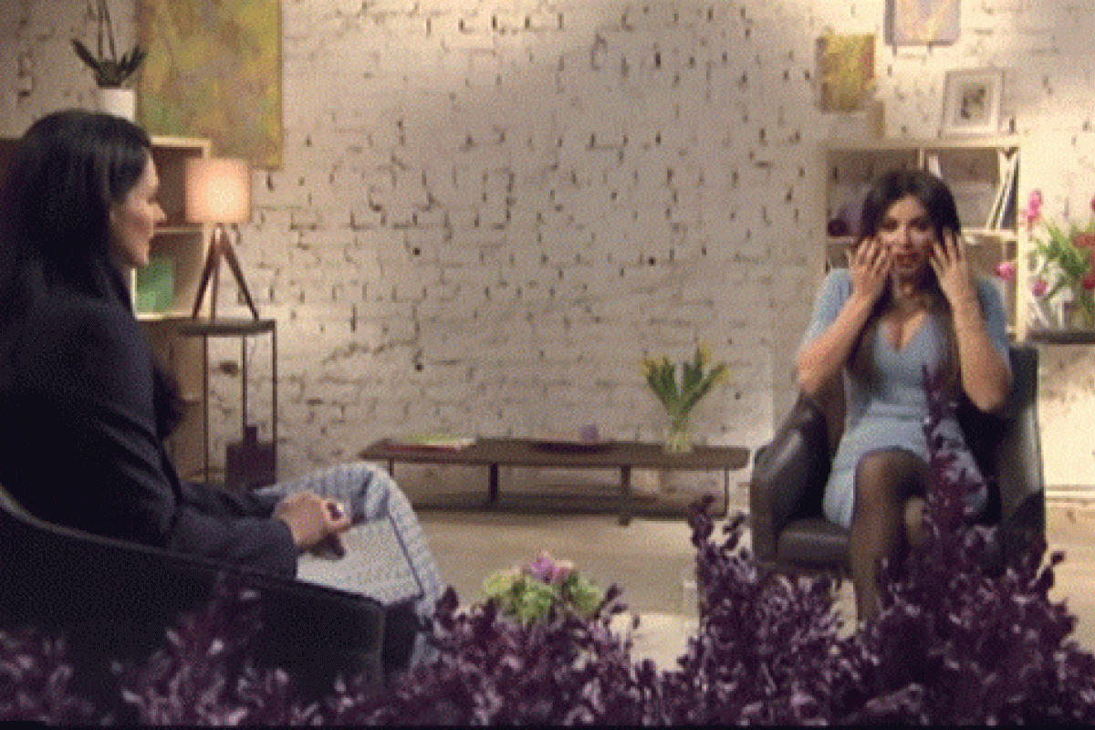 Ани Лорак переживает из-за обвинений поклонников и недругов Ани Лорак переживает из-за обвинений поклонников и недругов