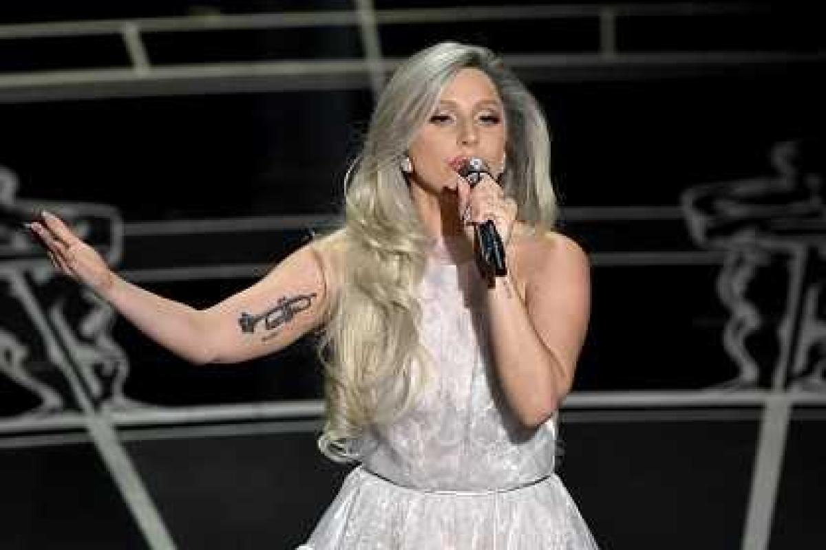 В сериале "Американская история ужасов" появится эпатажная Леди Гага В сериале "Американская история ужасов" появится эпатажная Леди Гага