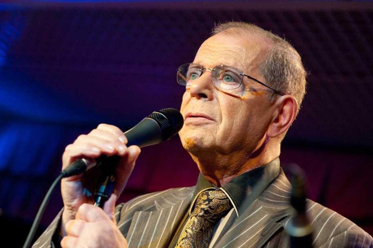 81-летний сатирик Аркадий Арканов госпитализирован в тяжелом состоянии 81-летний сатирик Аркадий Арканов госпитализирован в тяжелом состоянии