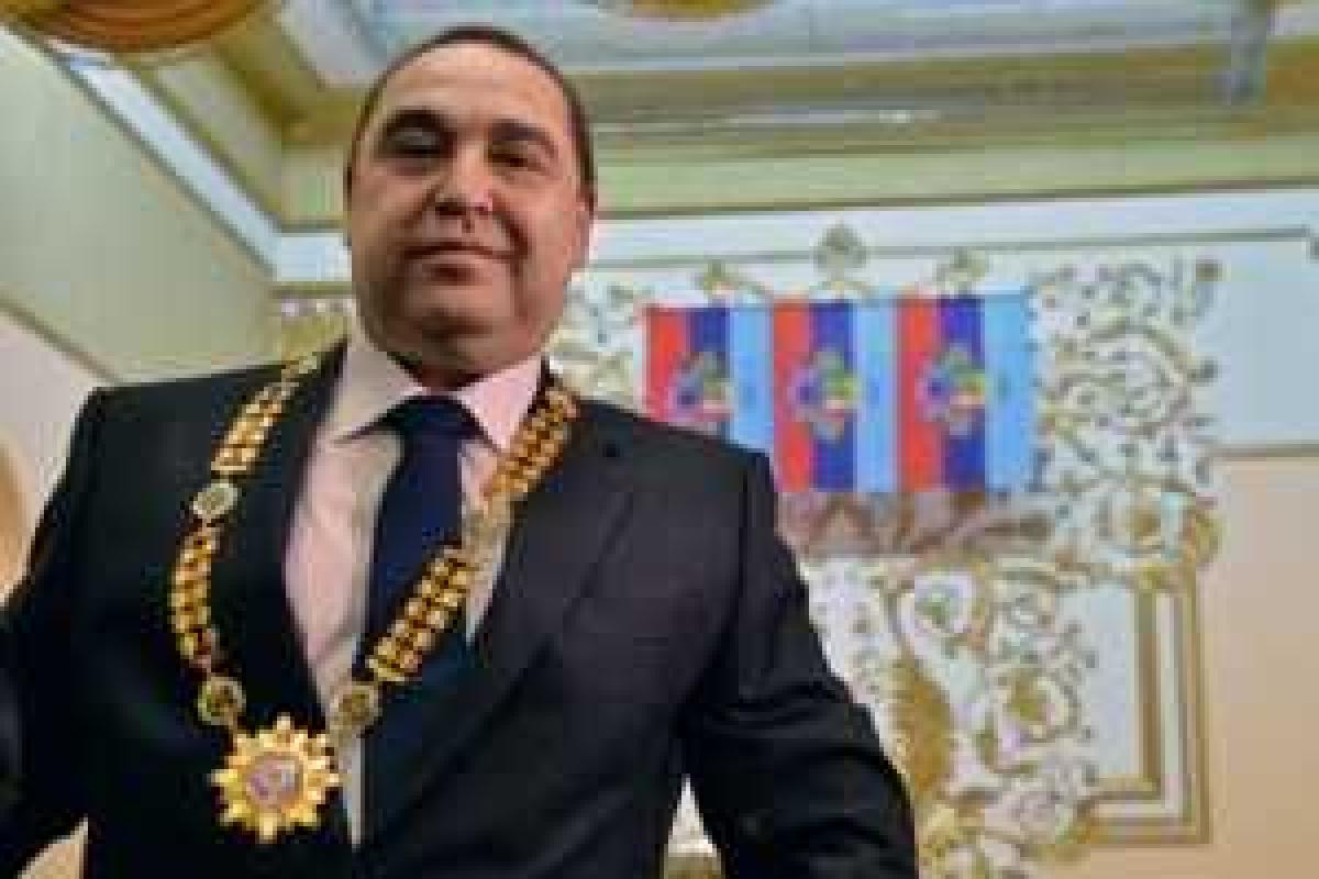 Лидер "ЛНР" готовит "теплое гнездышко" в России Лидер "ЛНР" готовит "теплое гнездышко" в России