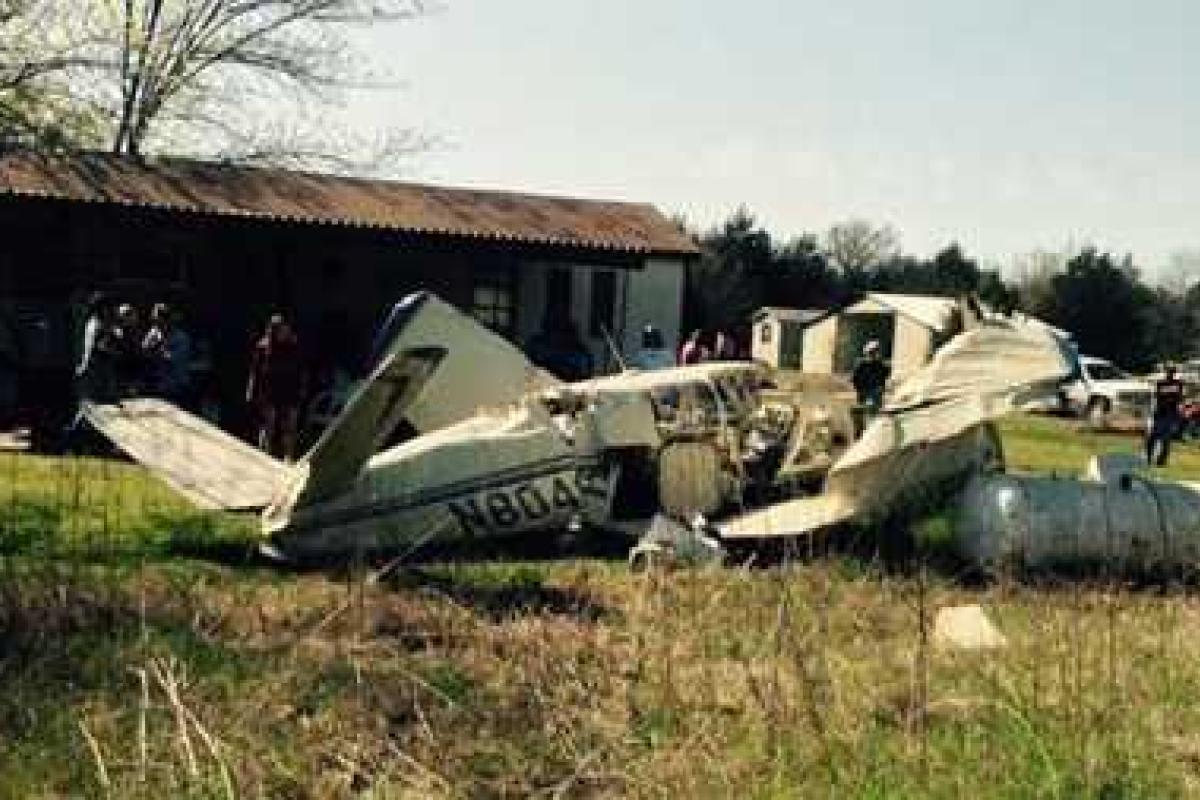 В США на городок Гордонвилл упал самолет 