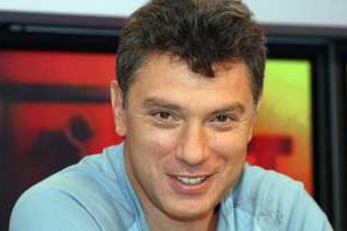 Борис Немцов был вызывающе живым - Лев Рубинштейн Борис Немцов был вызывающе живым - Лев Рубинштейн