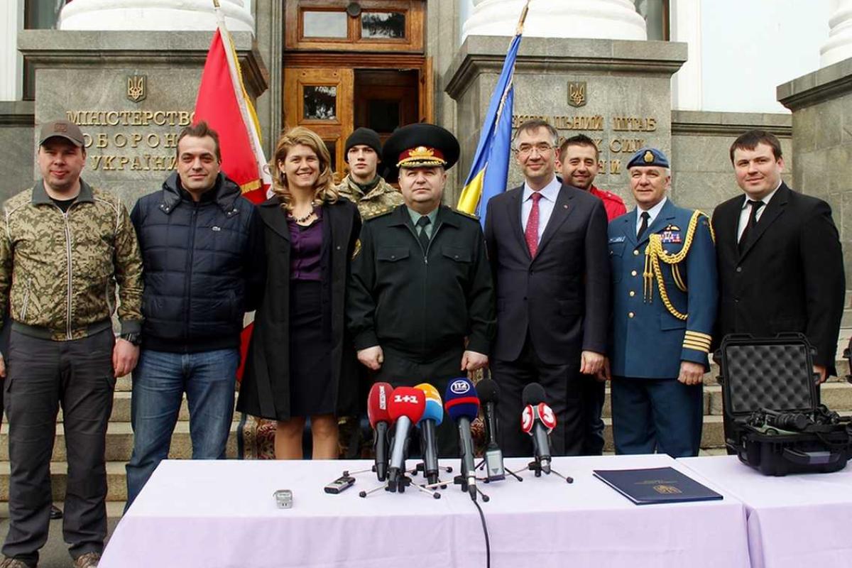 Минобороны: состоялась передача помощи для ВСУ от Правительства Канады Минобороны: состоялась передача помощи для ВСУ от Правительства Канады