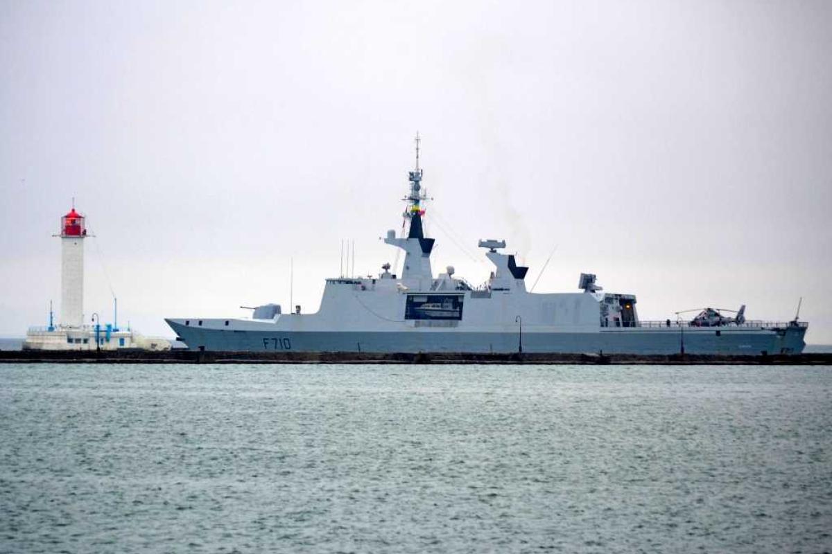 На борту корабля ВМС Франции "Ла Файетт" стажируется украинский курсант На борту корабля ВМС Франции "Ла Файетт" стажируется украинский курсант