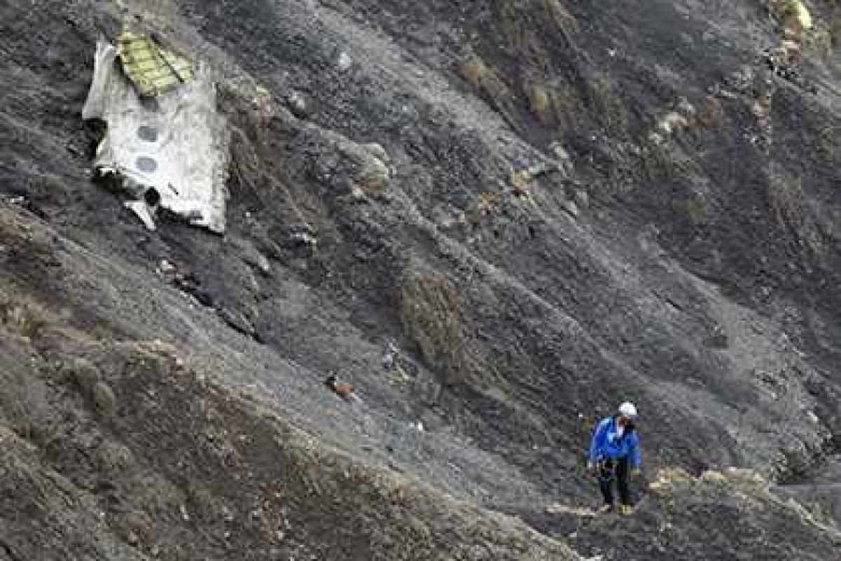 Во время падения Airbus А-320 самолетом управлял пилот-самоубийца? Во время падения Airbus А-320 самолетом управлял пилот-самоубийца?