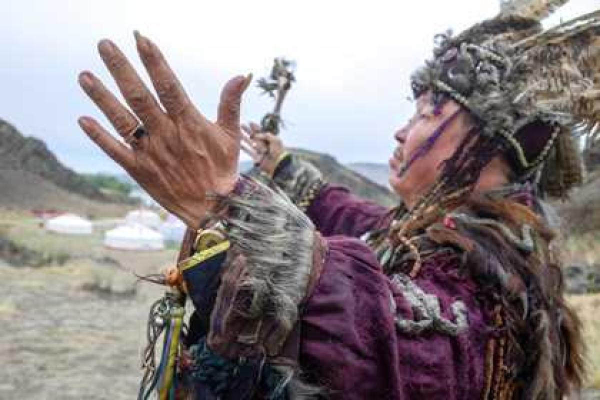 По мнению россиян Владимир Жириновский обладает экстрасенсорными способностями По мнению россиян Владимир Жириновский обладает экстрасенсорными способностями