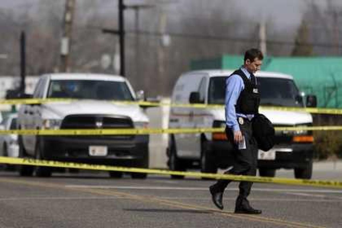 США: по наводке местного жителя арестован подозреваемый, расстрелявший полицейских США: по наводке местного жителя арестован подозреваемый, расстрелявший полицейских