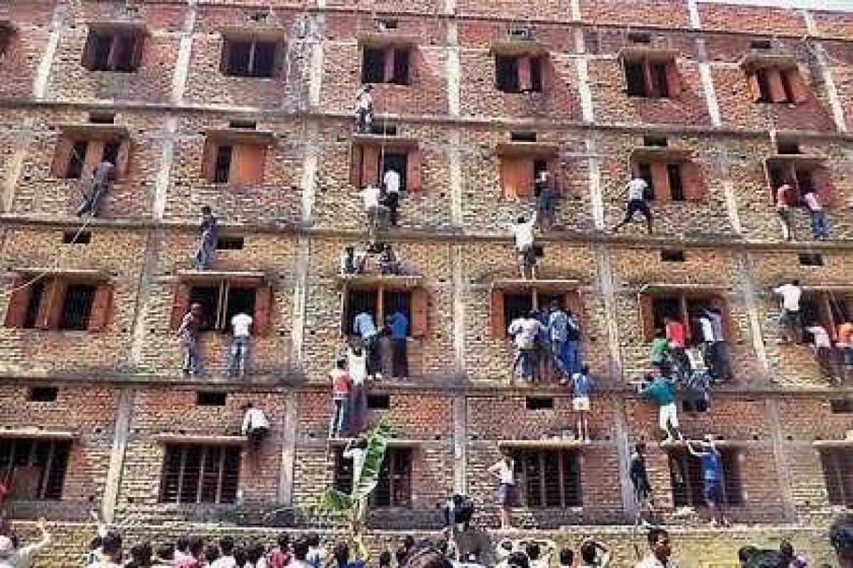 Скандал из-за школьных экзаменов разгорелся в Индии 