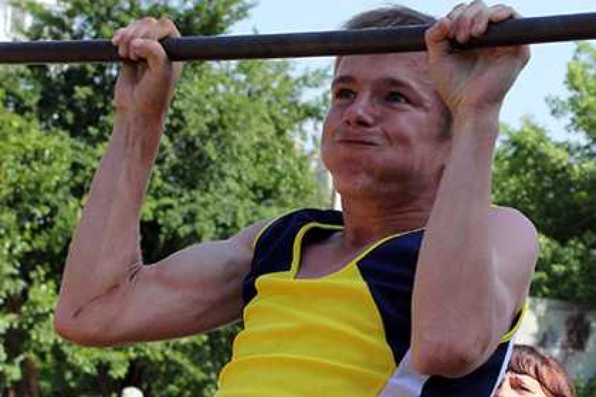 Власти Азербайджана решили, что будущим юристам и финансистам физкультура не нужна